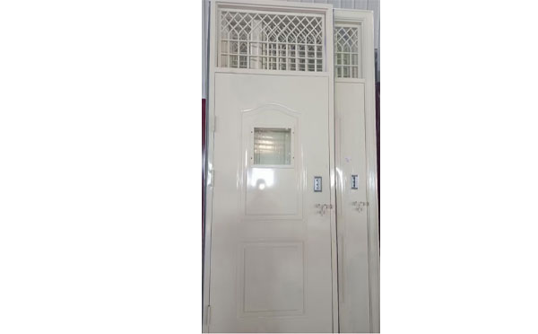 麟游学校教室门