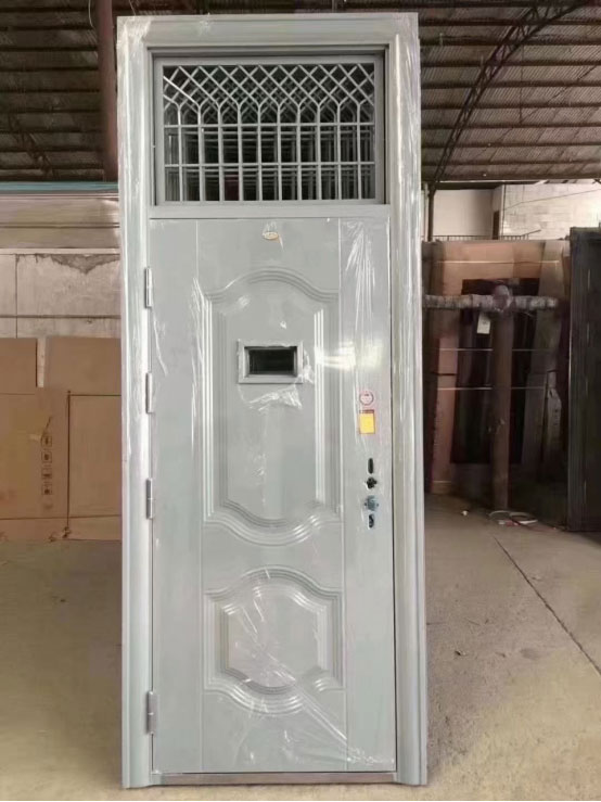 麟游学校教室门