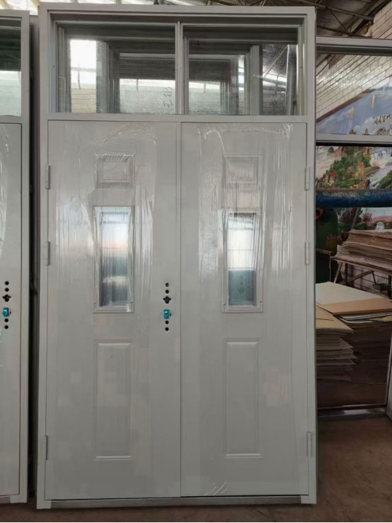 麟游学校教室门 麟游学校教室门